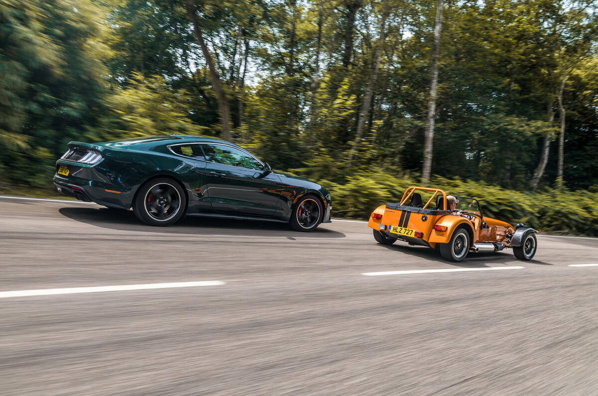 Naturally aspirated group test - Mustang and Caterham