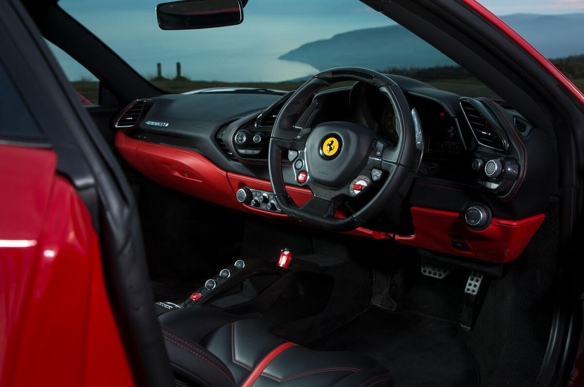 Ferrari 488 GTB rewind - cabin Ferrari 488 GTB rewind - cabin