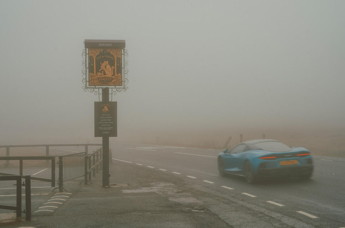 92 24hrs in McLaren GT 2022 cat fiddle