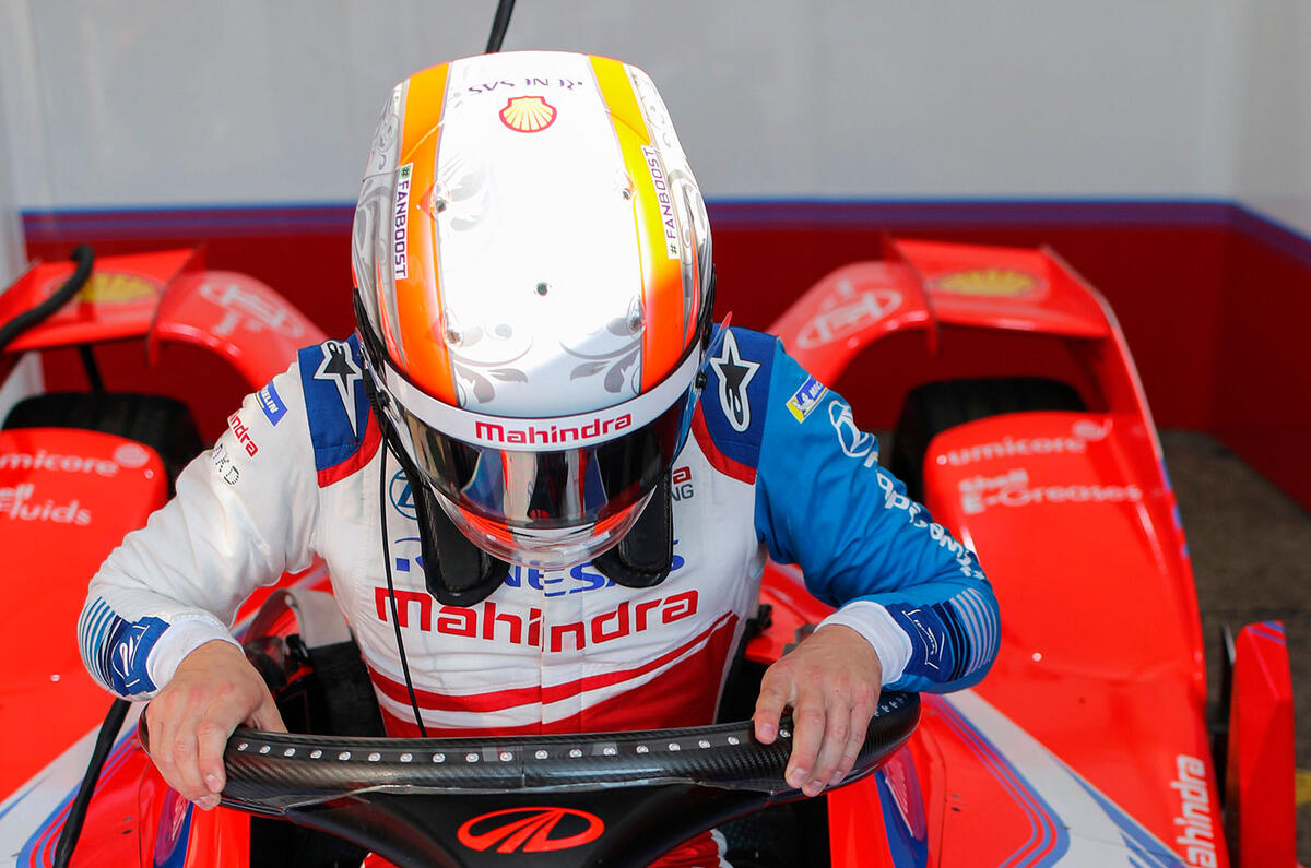 92 Alex Lynn Mahindra Formula E 2021 cockpit 92 Alex Lynn Mahindra Formula E 2021 cockpit