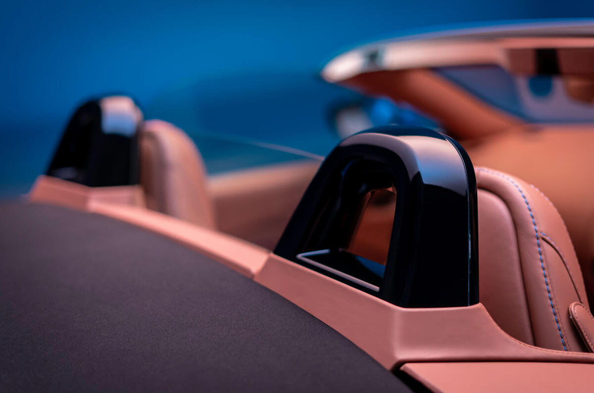 Aston Martin Vantage Roadster 2020 - official press images - seat backs Aston Martin Vantage Roadster 2020 - official press images - seat backs