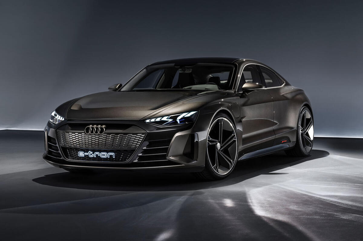 Auto E-tron GT concept official press reveal - static front left
