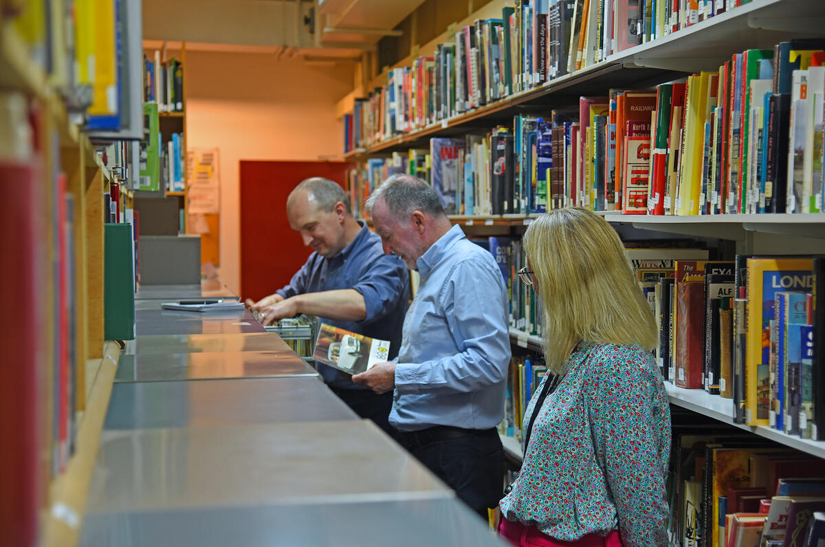 92 beaulieu national motor museum magazine archive