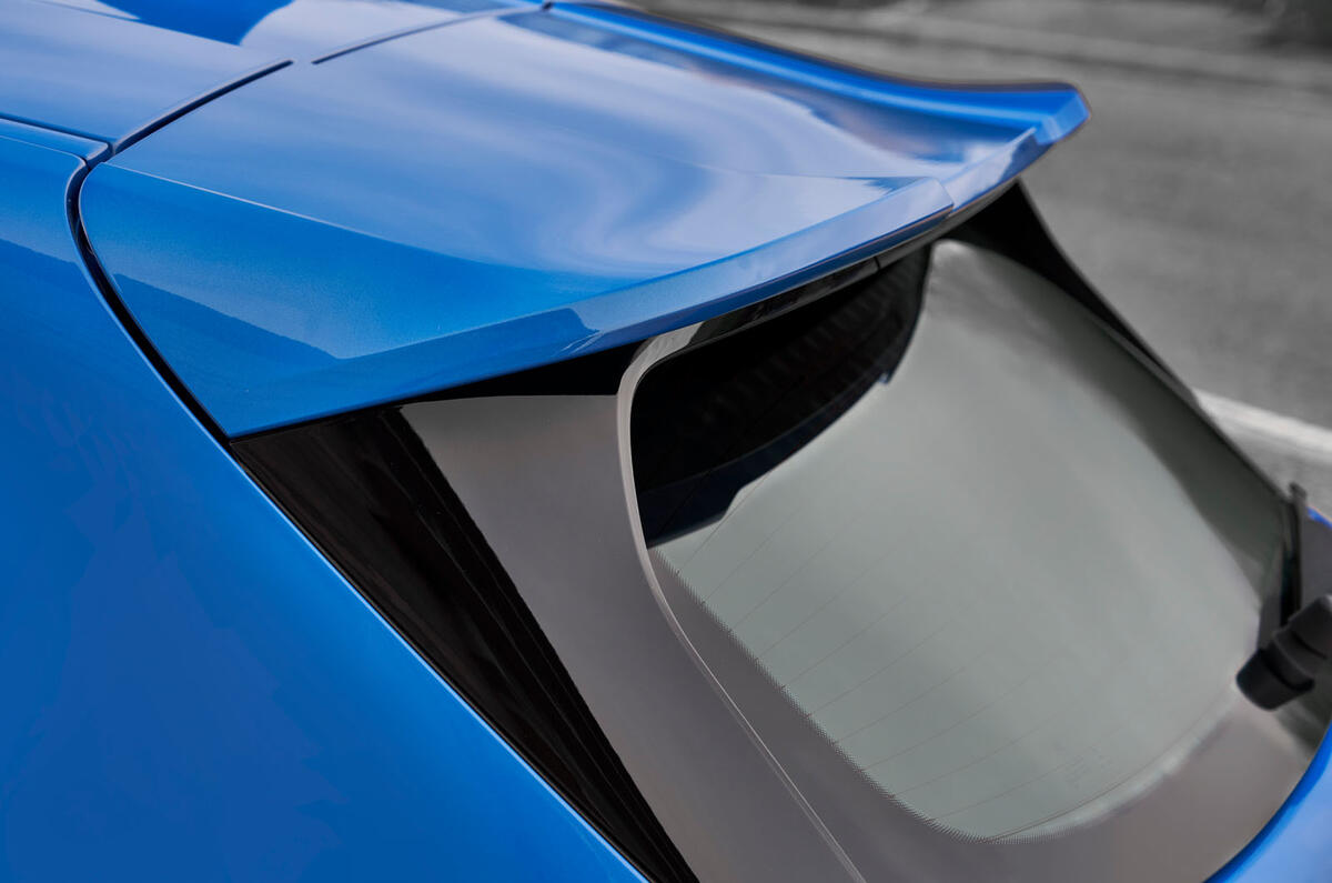 BMW 1 Series 2019 official reveal - rear spoiler