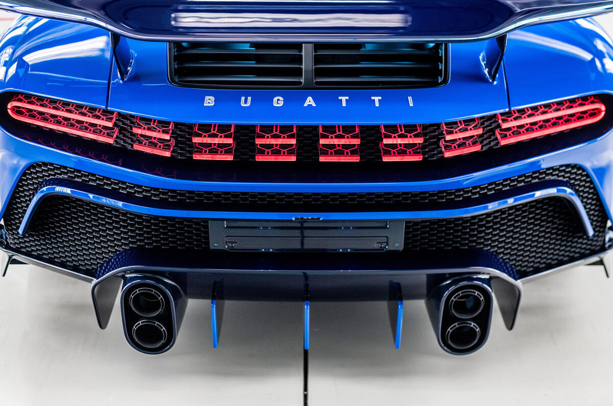 92 bugatti centodieci rear lights 92 bugatti centodieci rear lights