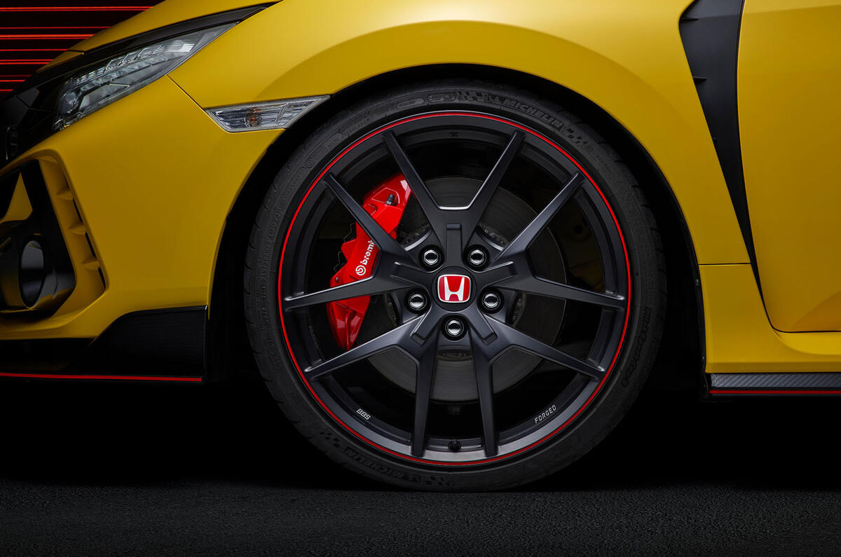 Honda Civic Type R limited edition 2020 official press photos - alloy wheels Honda Civic Type R limited edition 2020 official press photos - alloy wheels