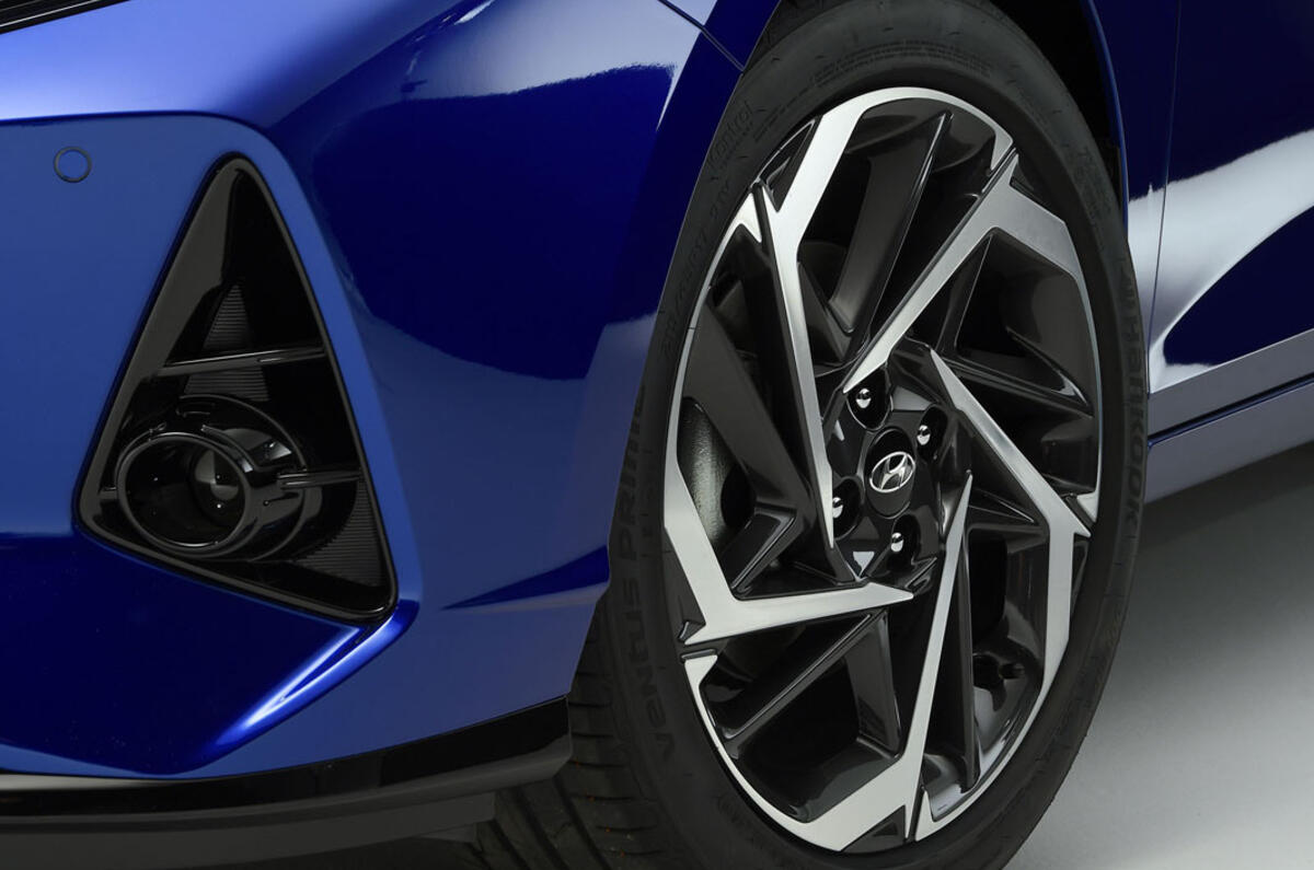 Hyundai i20 2020 studio images - alloy wheels Hyundai i20 2020 studio images - alloy wheels