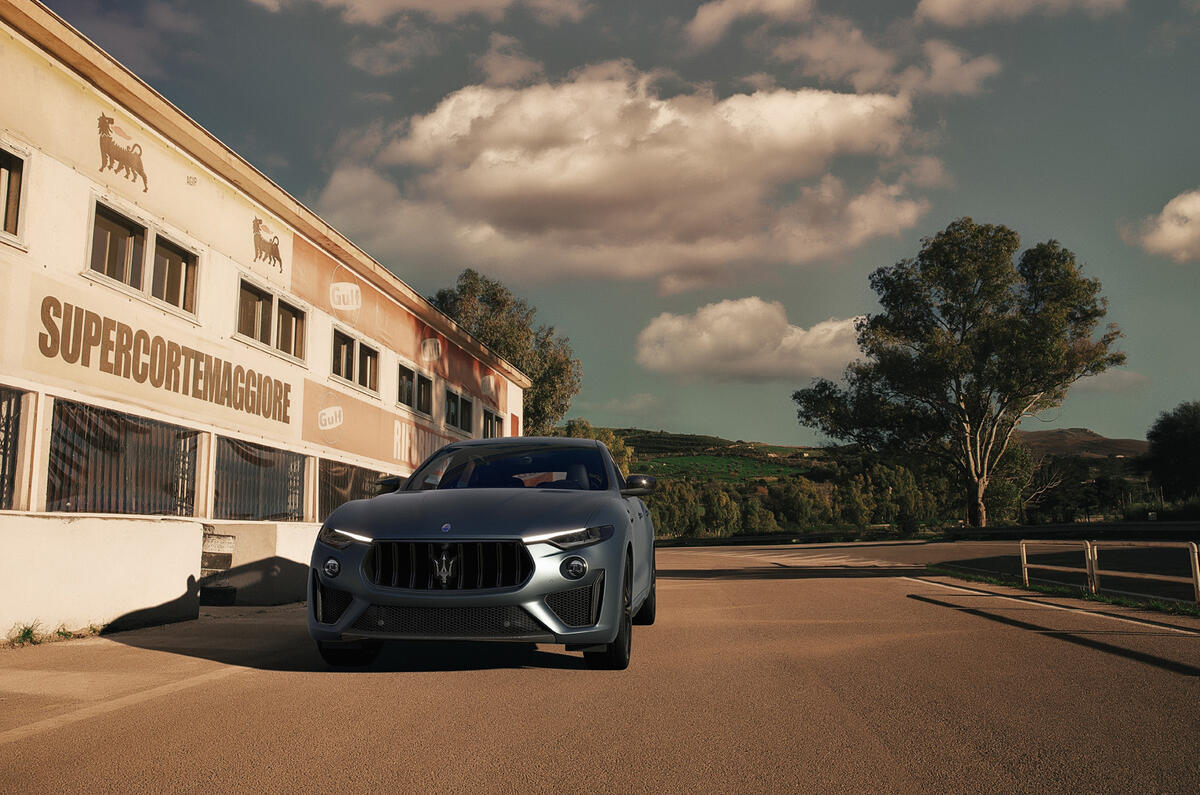 92 maserati levante mc edition 92 maserati levante mc edition