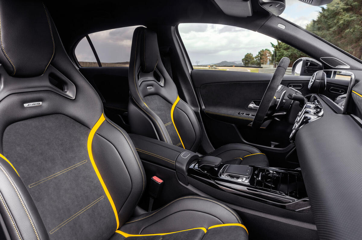Mercedes-AMG A45 S 2019 official reveal - cabin