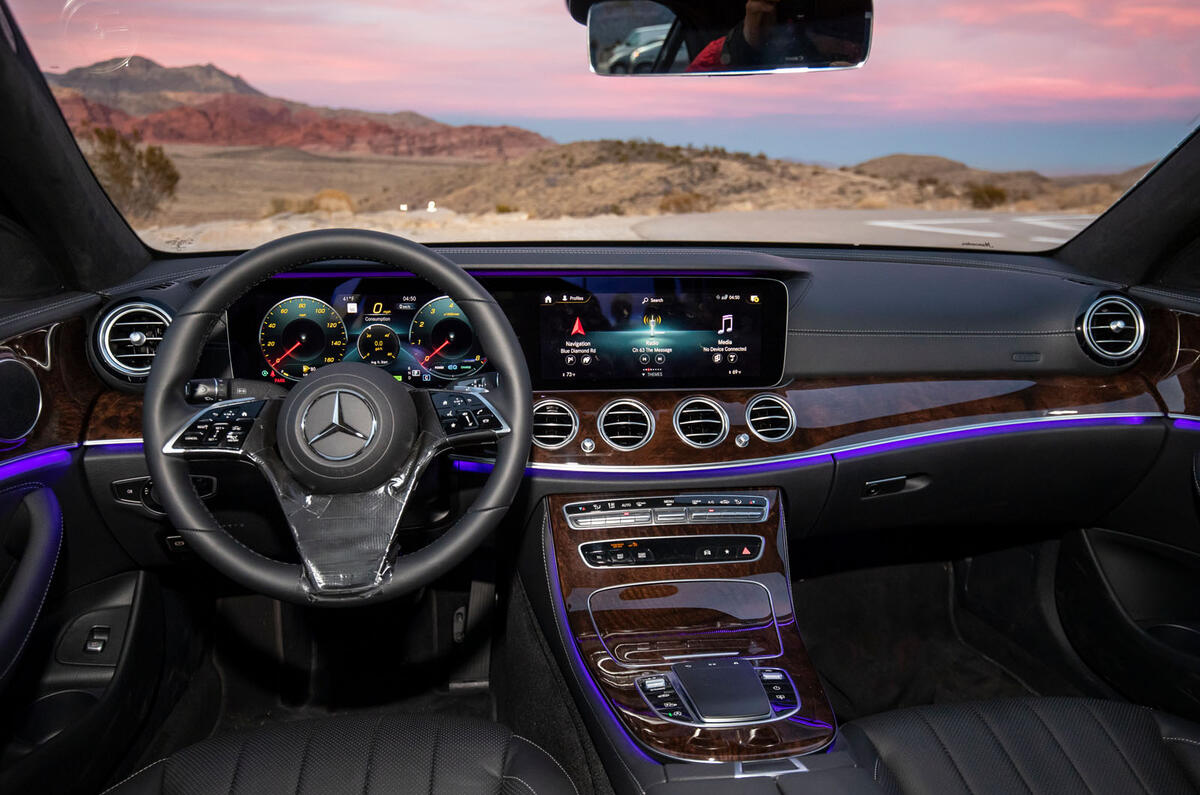 Mercedes-Benz E-Class 2020 prototype ride - dashboard Mercedes-Benz E-Class 2020 prototype ride - dashboard