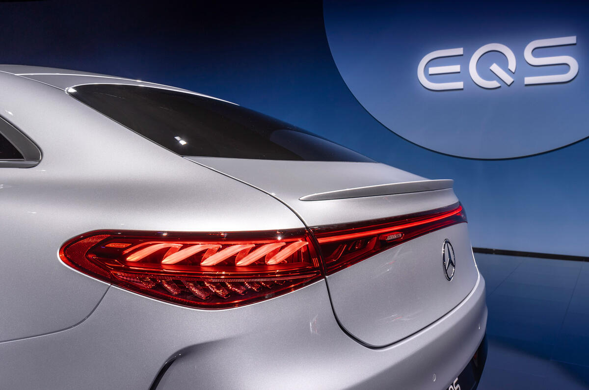 92 Mercedes EQS official reveal images rear lights
