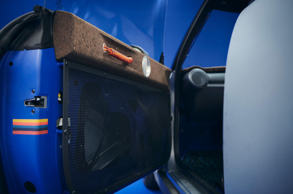 92 Mini Strip Paul Smith official images door cards 92 Mini Strip Paul Smith official images door cards