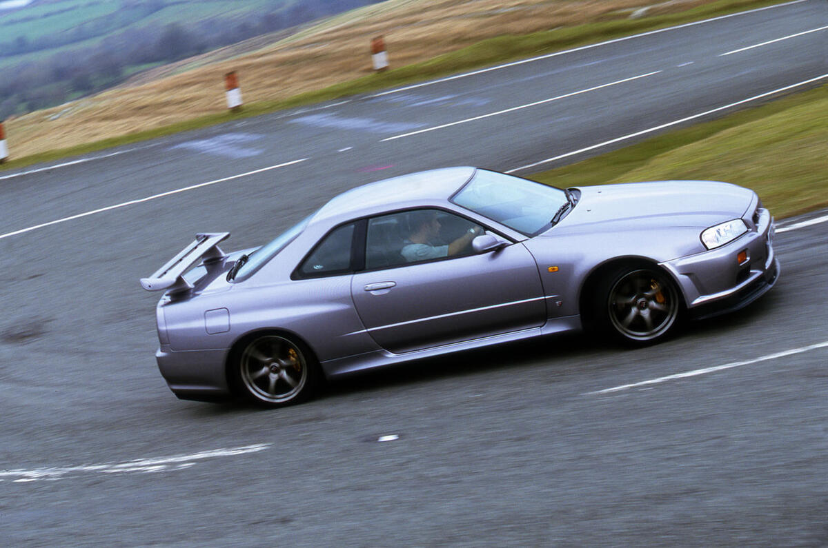 Nissan Skyline GT-R R34 used buying guide - cornering Nissan Skyline GT-R R34 used buying guide - cornering