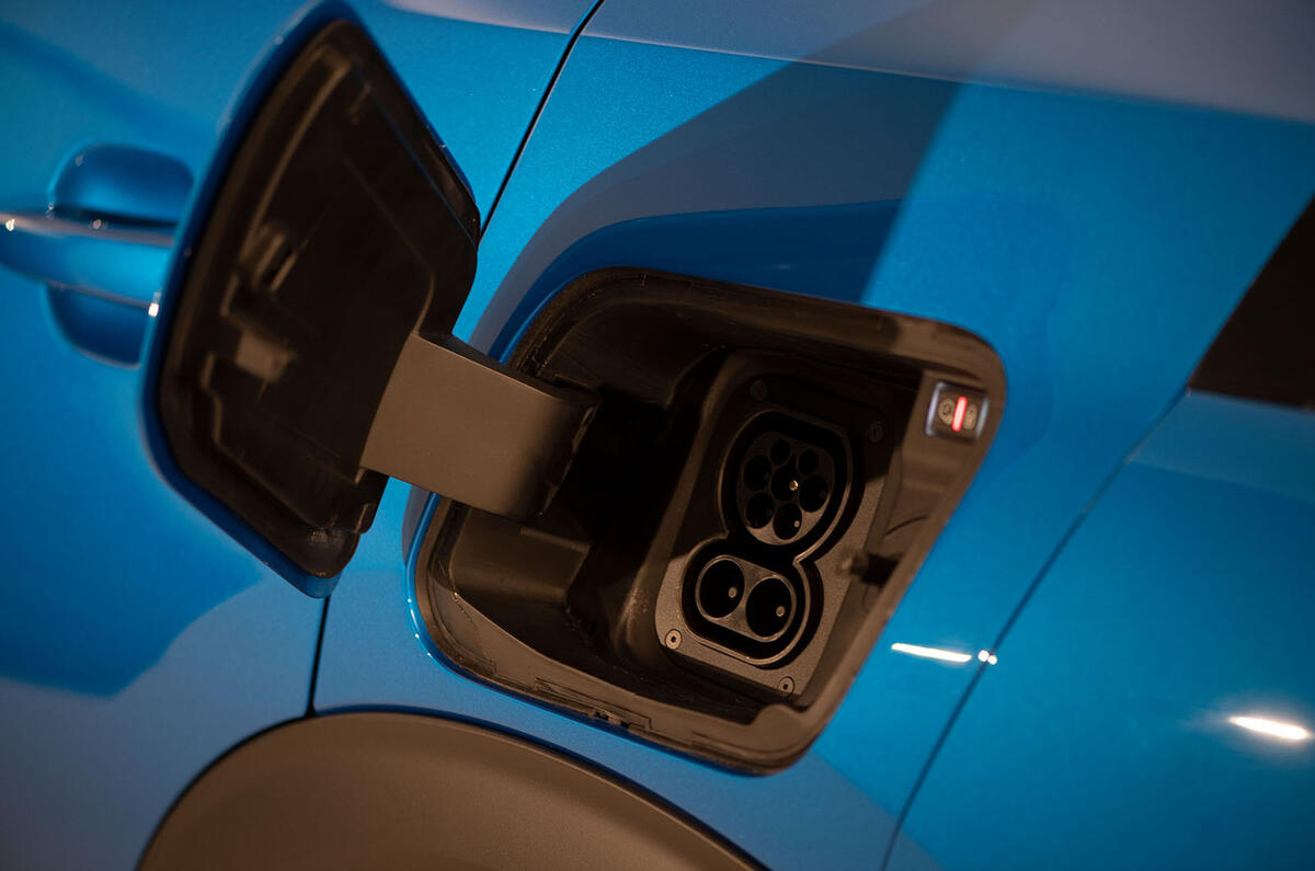 Peugeot e-2008 reveal studio - charging socket