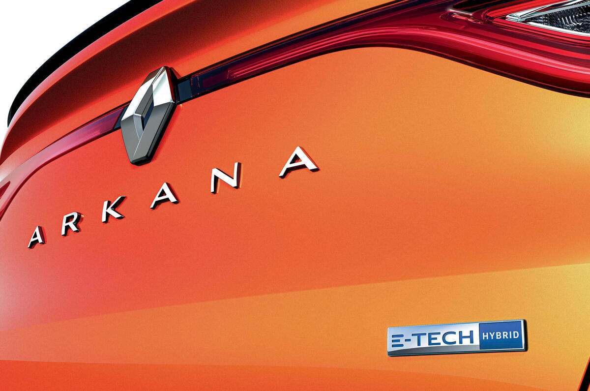 2021 Renault Arkana official European images - rear badge 2021 Renault Arkana official European images - rear badge