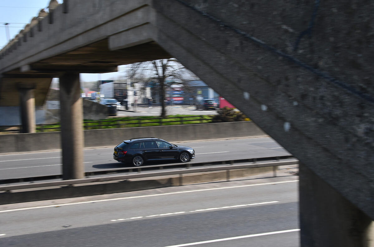 92 skoda superb estate