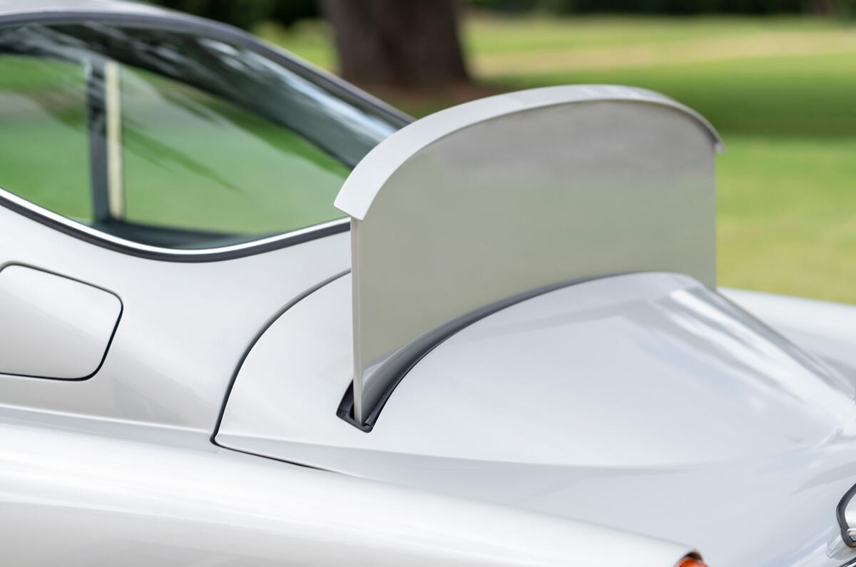 93 Aston Martin DB5 Goldfinger road test 2021 bulletproof shield 93 Aston Martin DB5 Goldfinger road test 2021 bulletproof shield