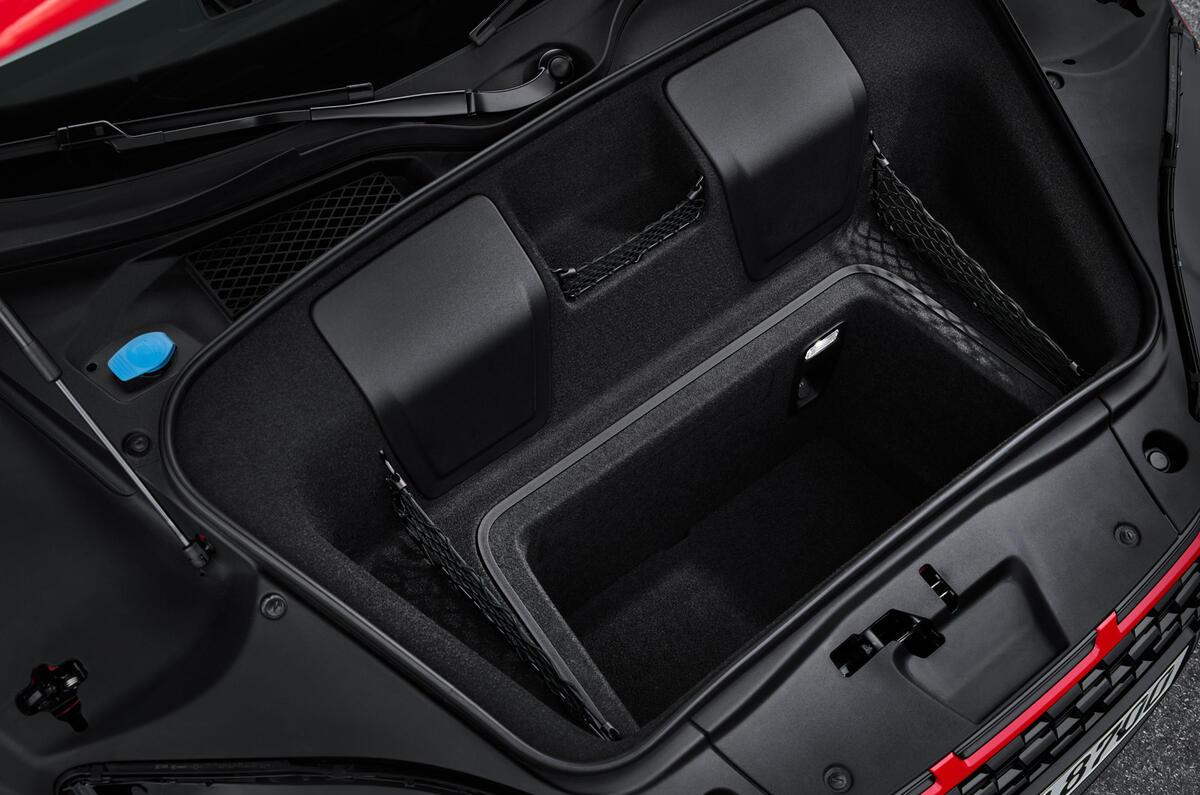 93 Audi R8 Performance RWD 2021 official images froot