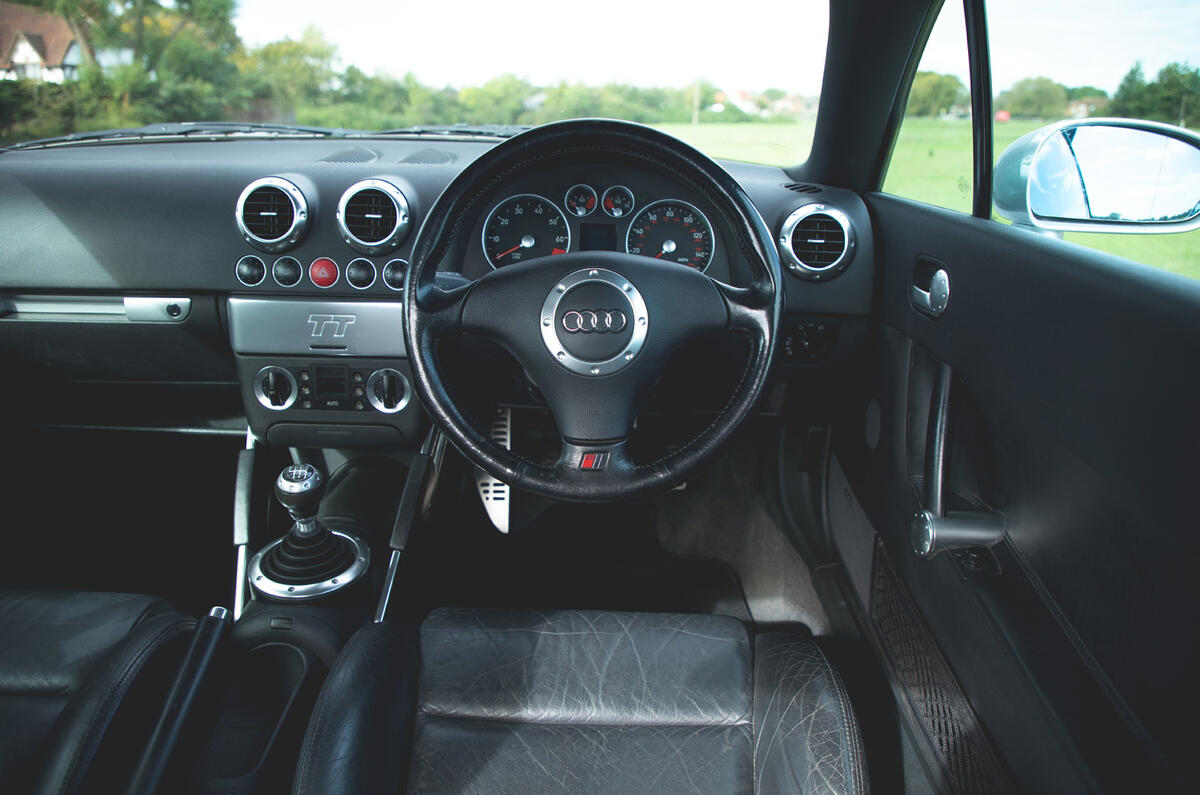 93 Audi TT mk1 Bauhaus feature 2021 dashboard 93 Audi TT mk1 Bauhaus feature 2021 dashboard