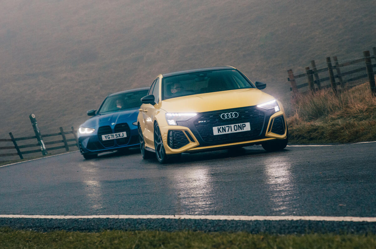 93 BMW M3 vs Audi RS3 saloon 2021 pea souper