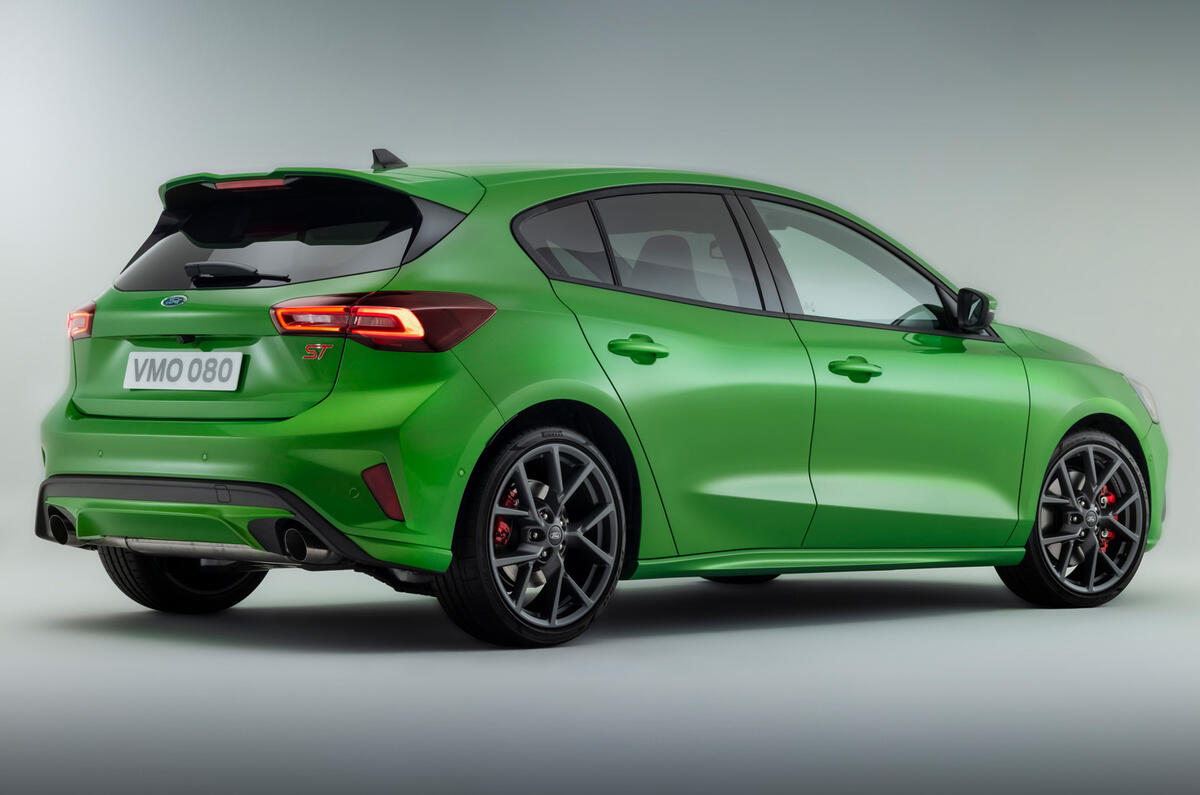 93 Ford Focus 2021 refresh official images ST rear 93 Ford Focus 2021 refresh official images ST rear
