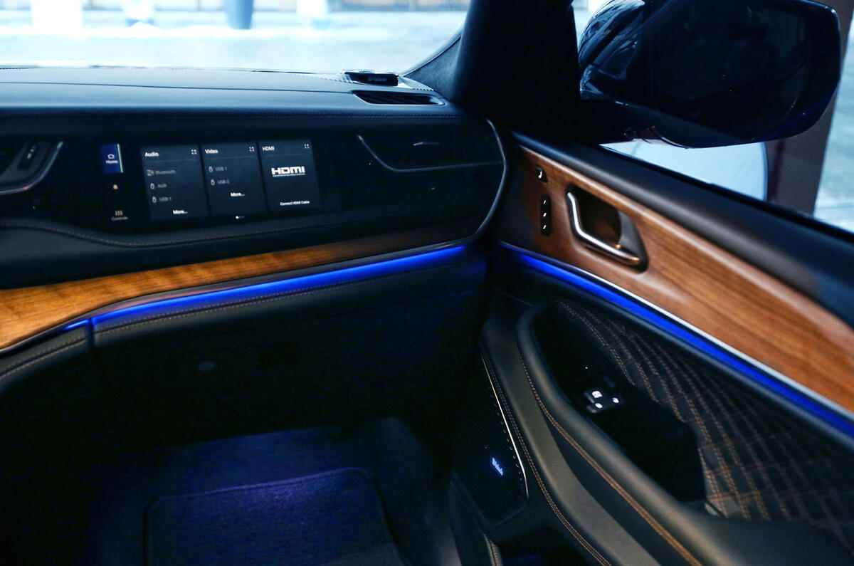 93 Jeep Grand Cherokee 4xe 2022 official images passenger infotainment 93 Jeep Grand Cherokee 4xe 2022 official images passenger infotainment
