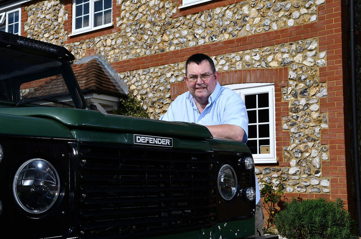 93 keeping up with the neighbours Defender 93 keeping up with the neighbours Defender