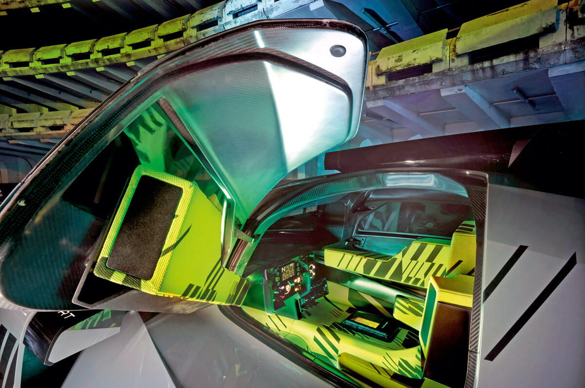 93 peugoet 90x interior 93 peugoet 90x interior