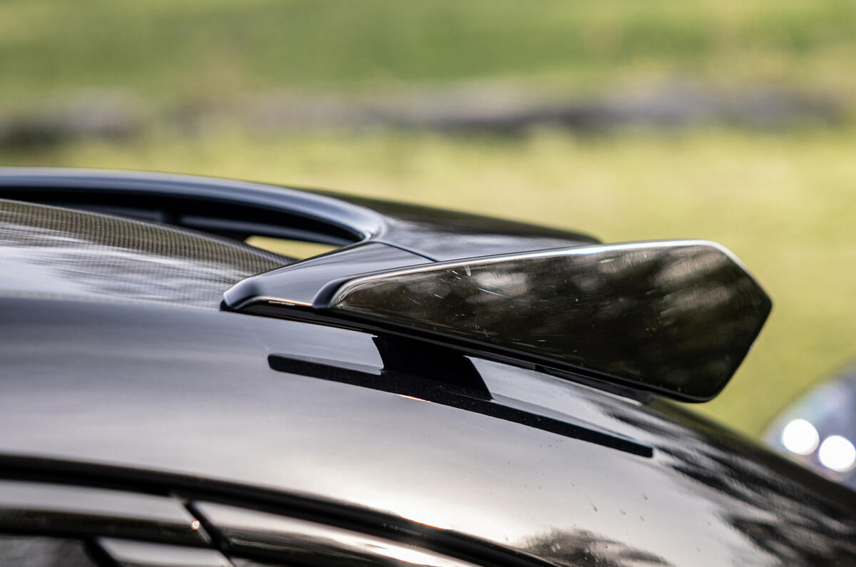 93 Porsche Cayene Turbo Coupe prototype 2022 spoiler