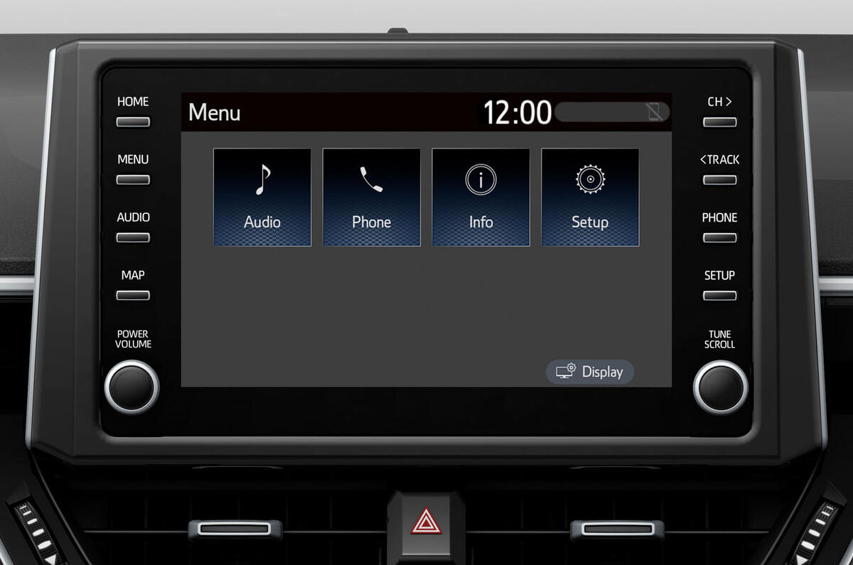 Suzuki Swace official press images - infotainment