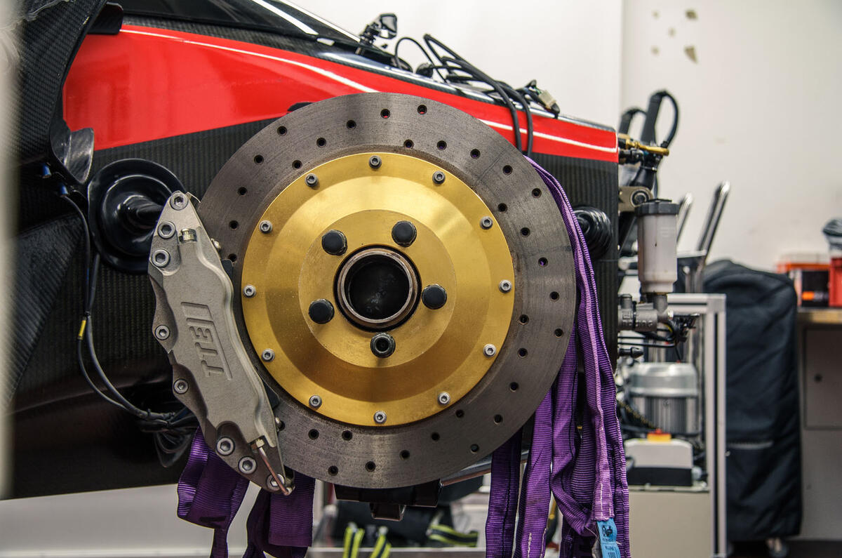 Waking the Toyota GT-One - brake disc