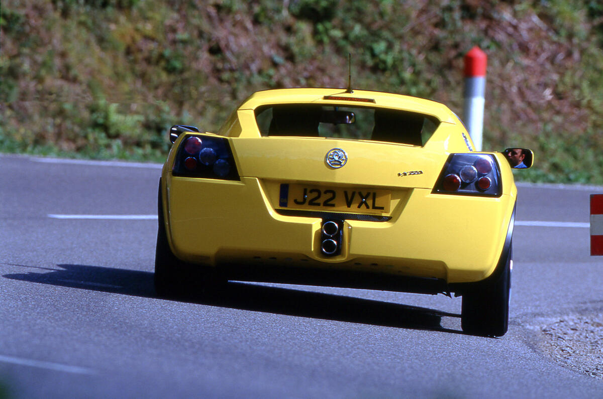 93 vauxhall vx220 rear 93 vauxhall vx220 rear