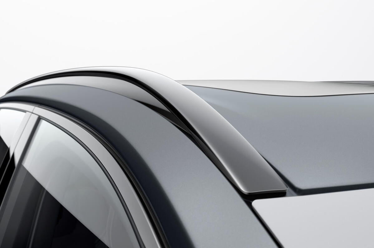 Volvo XC90 2019 refresh official press - roof rails