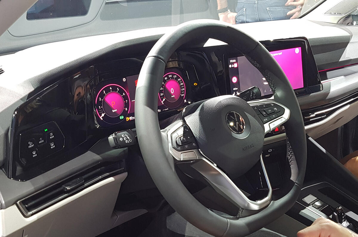 2020 Volkswagen Golf mk8 official reveal - steering wheel