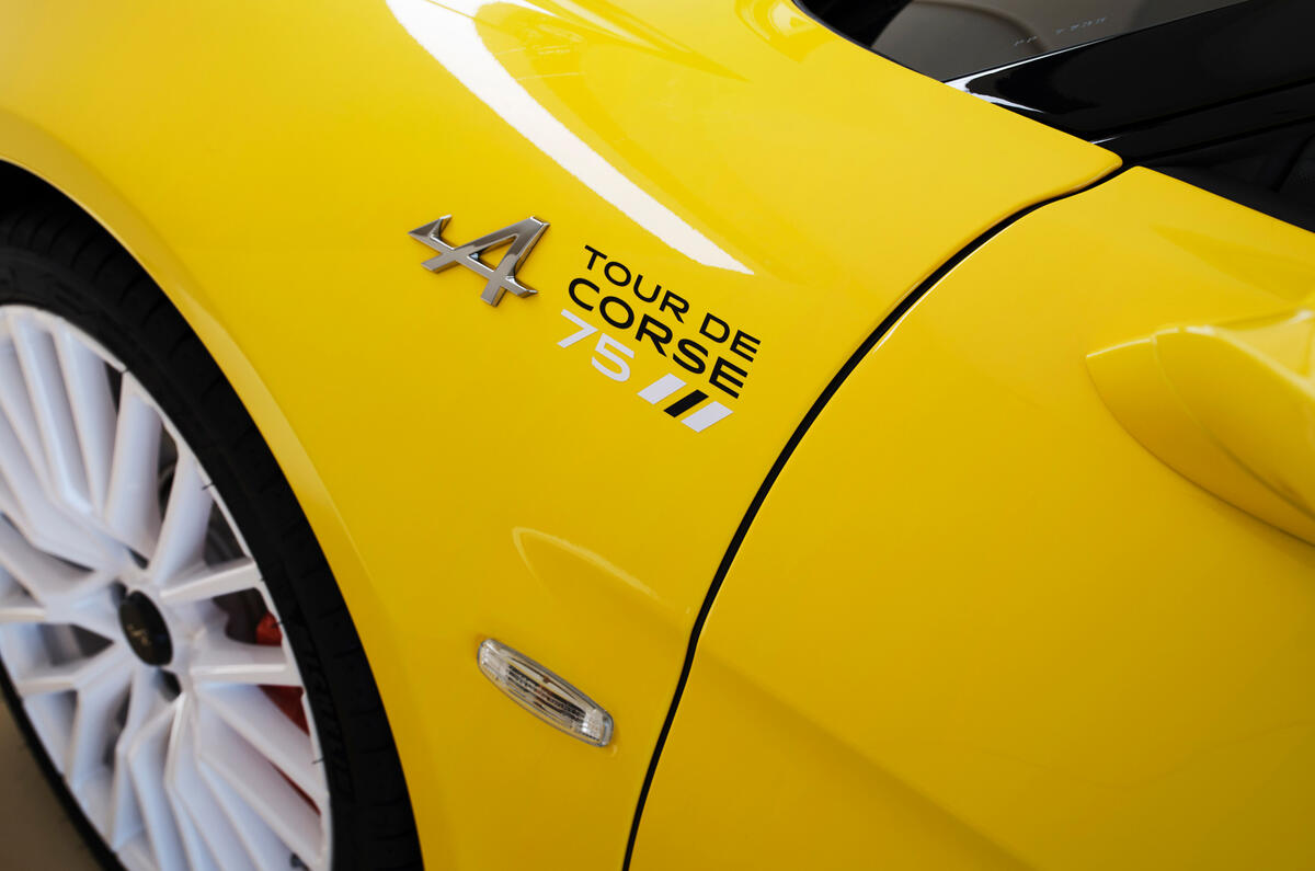 94 alpine a110 tour de corse 75 badge 94 alpine a110 tour de corse 75 badge