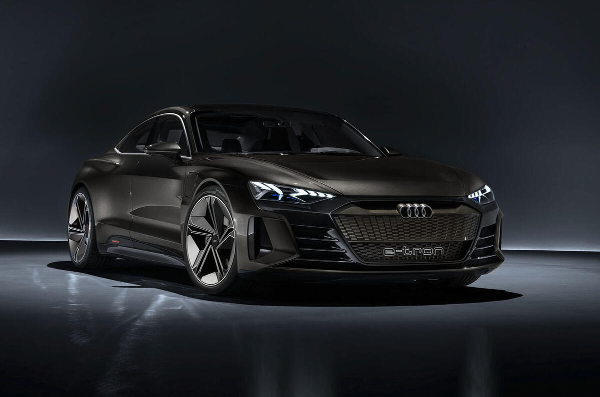 Auto E-tron GT concept official press reveal - static front right