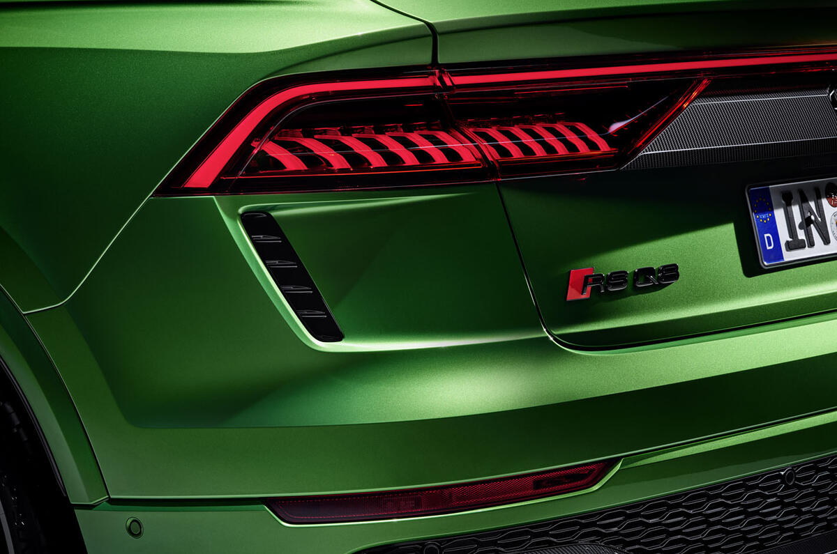 Audi RS Q8 2020 official reveal photos - rear lights