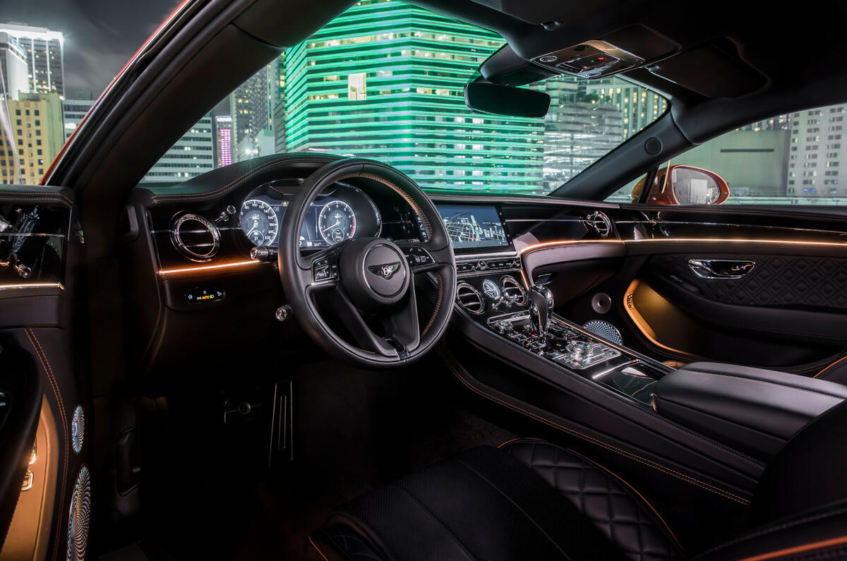 Bentley Continental GT V8 2019 official press - interior