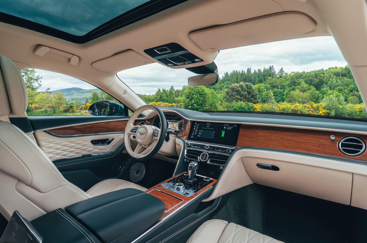 94 Bentley Flying Spur PHEV 2021 official images cabin 94 Bentley Flying Spur PHEV 2021 official images cabin