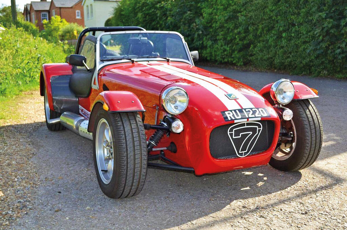 94 caterham seven front quarter 94 caterham seven front quarter