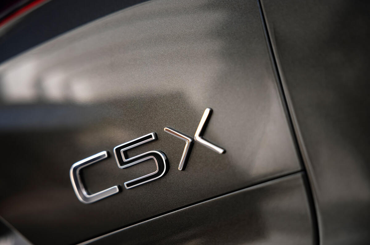 94 Citroen C5X official reveal images rear badge 94 Citroen C5X official reveal images rear badge