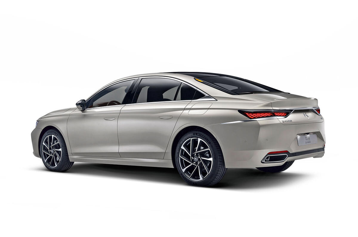 DS 9 official studio images - rear DS 9 official studio images - rear