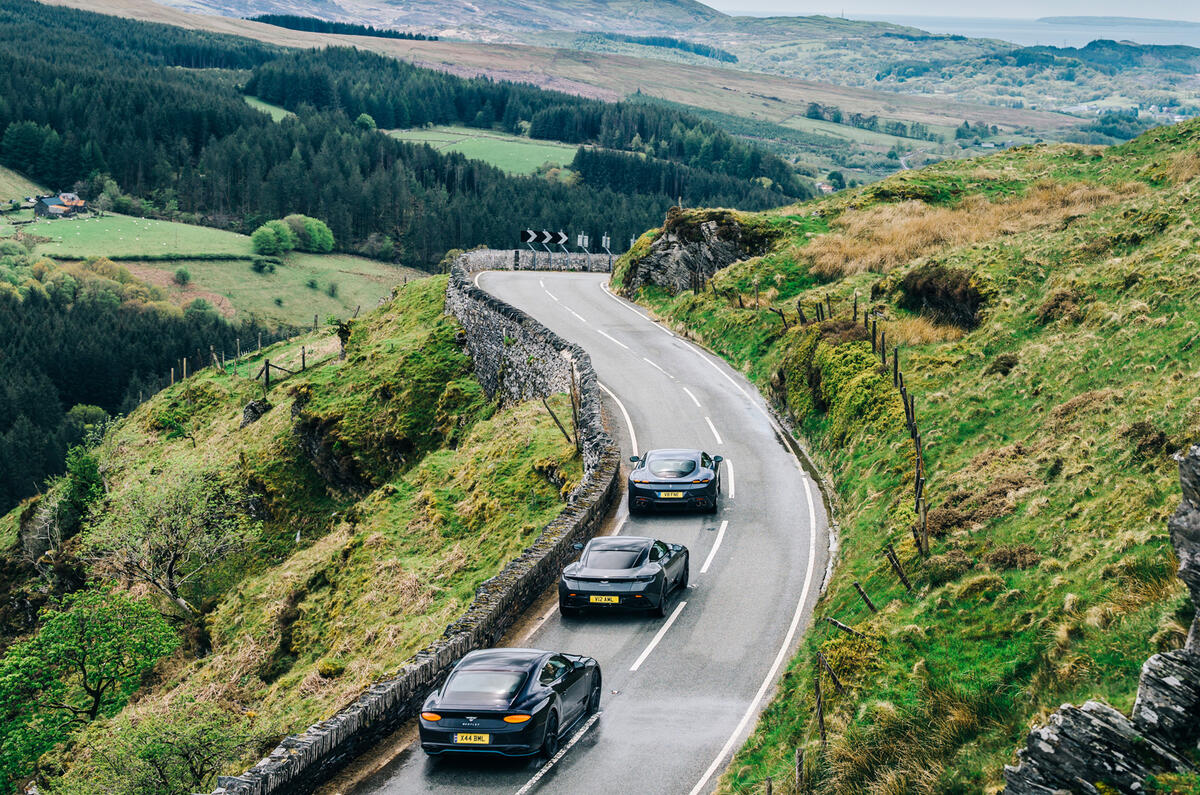 94 Ferrari Roma triple test 2021 countryside 94 Ferrari Roma triple test 2021 countryside