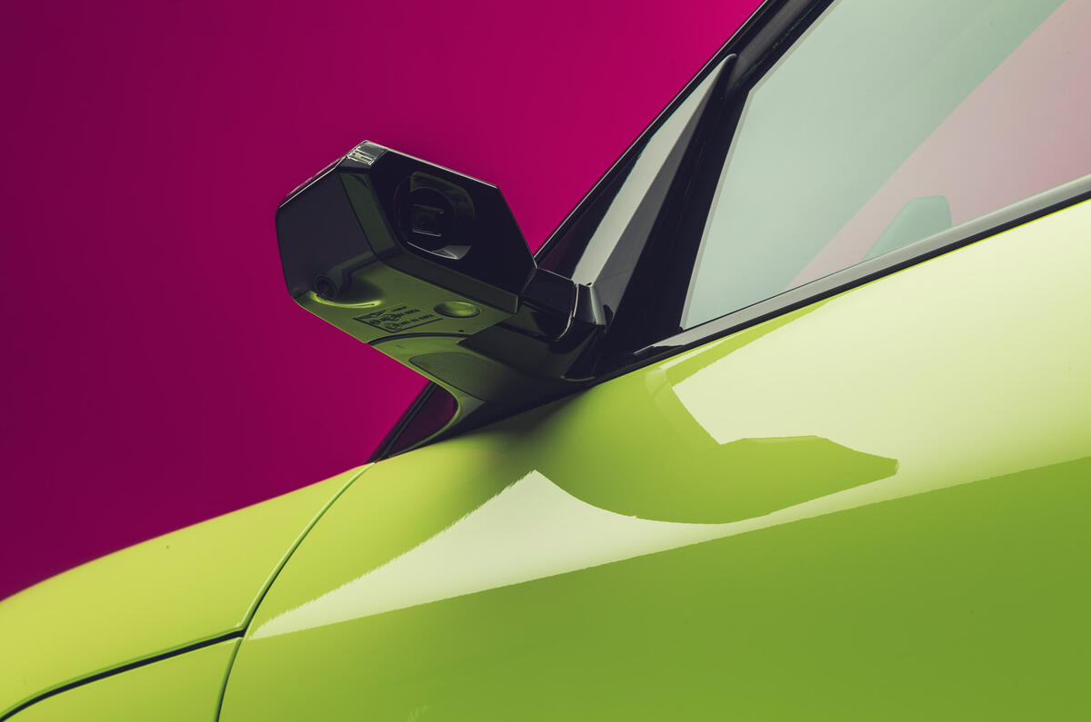 94 Genesis GV60 Autocar studio static wing mirrors