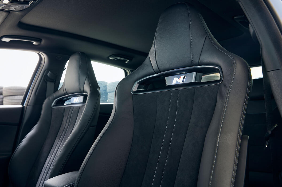 Hyundai i30 N 2020 facelift official images - front seats Hyundai i30 N 2020 facelift official images - front seats