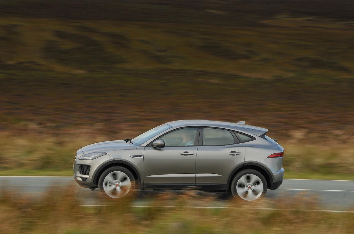 Jaguar Land Rover Cross Country - E-Pace Jaguar Land Rover Cross Country - E-Pace