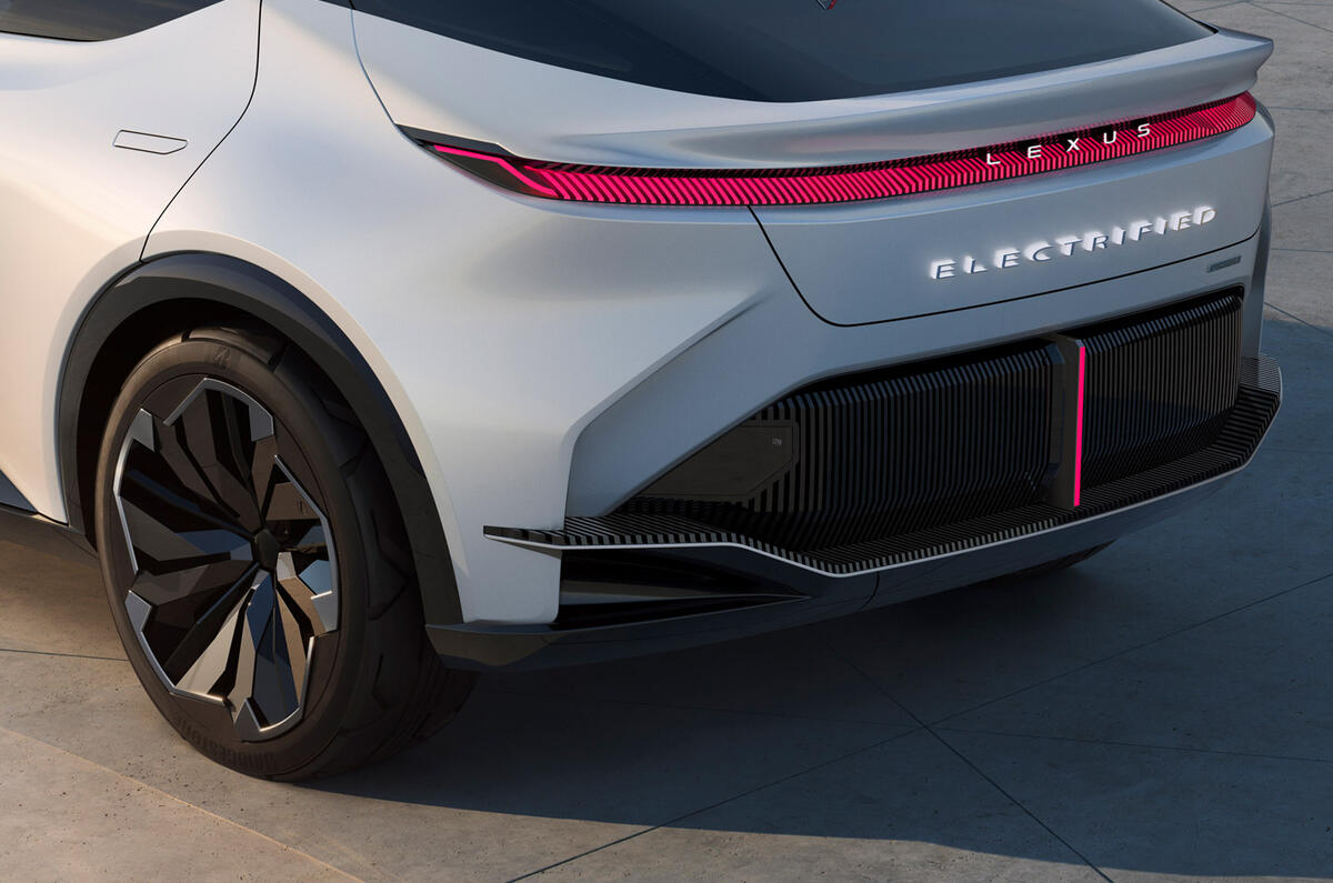 94 Lexus LF Z concept official images rear lights