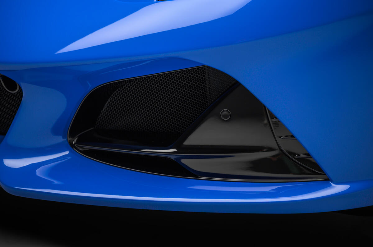 94 Lotus Emira 2021 reveal front bumper 94 Lotus Emira 2021 reveal front bumper