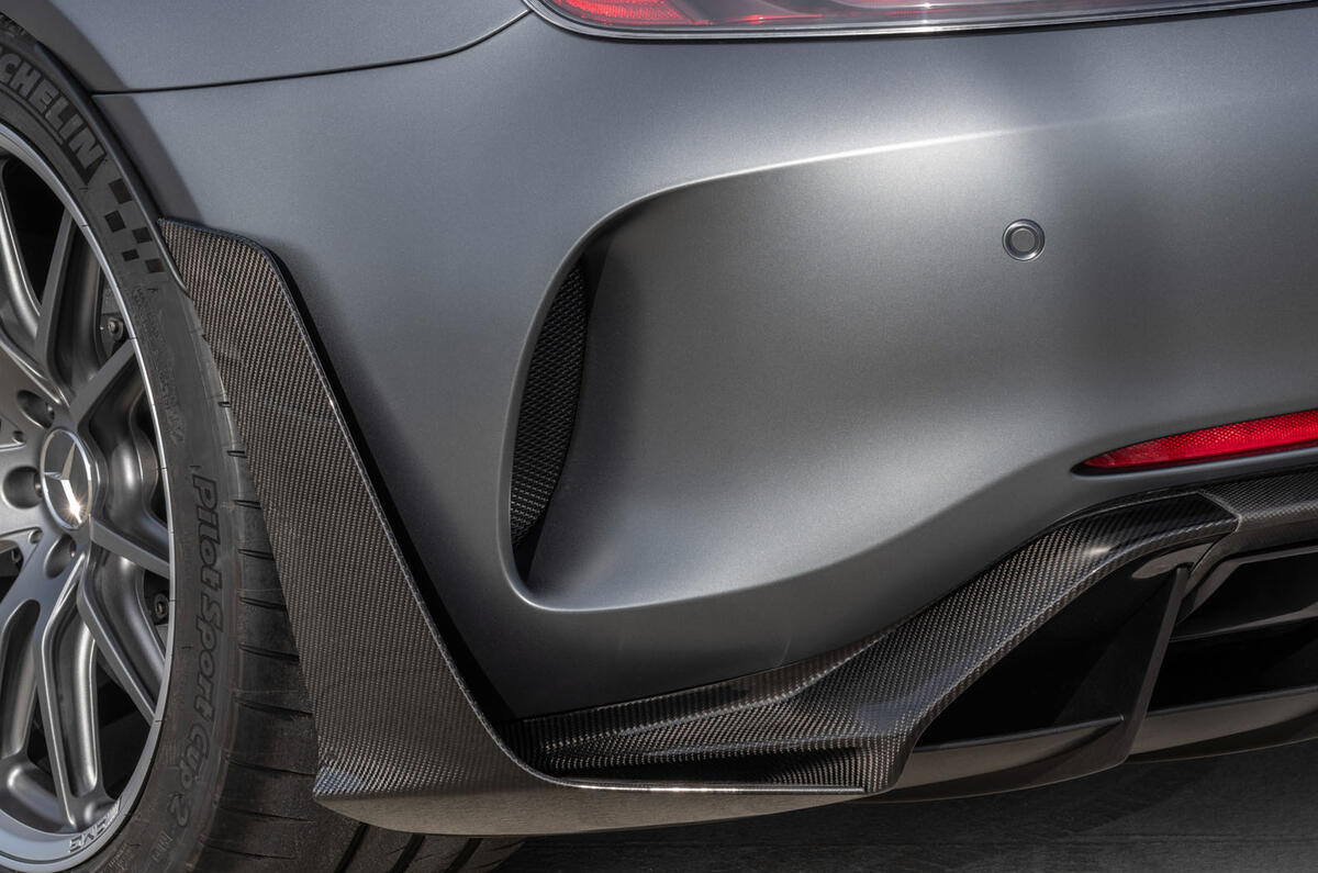 Mercedes-AMG GT R Pro 2018 LA motor show reveal - rear aero