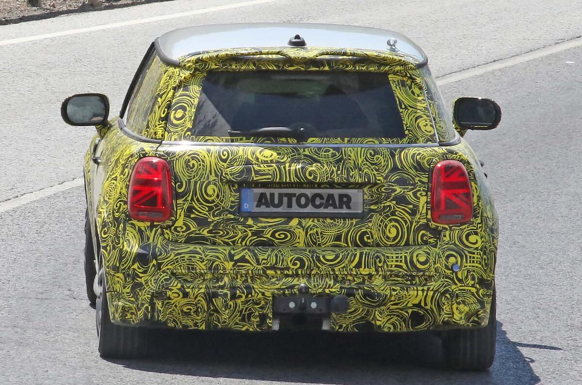 Mini Cooper JCW camo 2022 rear tracking Mini Cooper JCW camo 2022 rear tracking